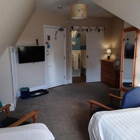 Treventon Guest House Hikkaduwa Dış mekan fotoğraf